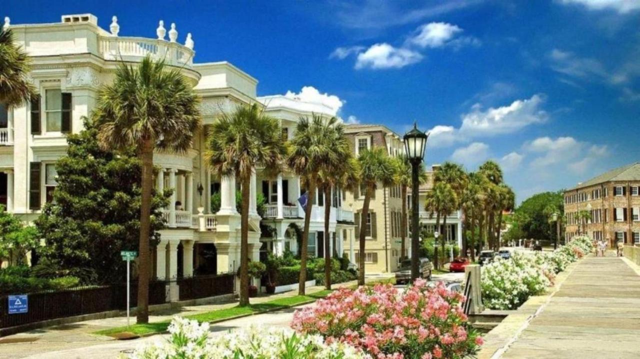 ☆Live On The Water! Lake Palmetto Palm W/ Patio - 10Min To Downtown & Beaches☆ Чарлстон Екстер'єр фото
